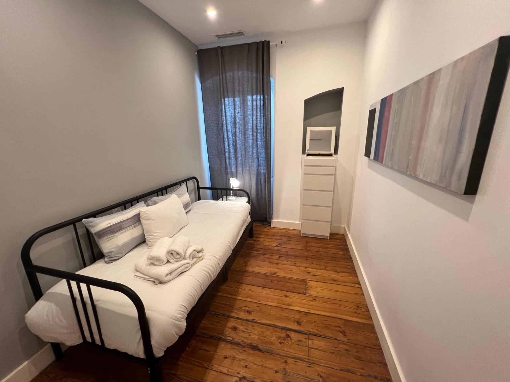 Appartamento Luxe 2Br Family Oasis In Gibilterra Esterno foto